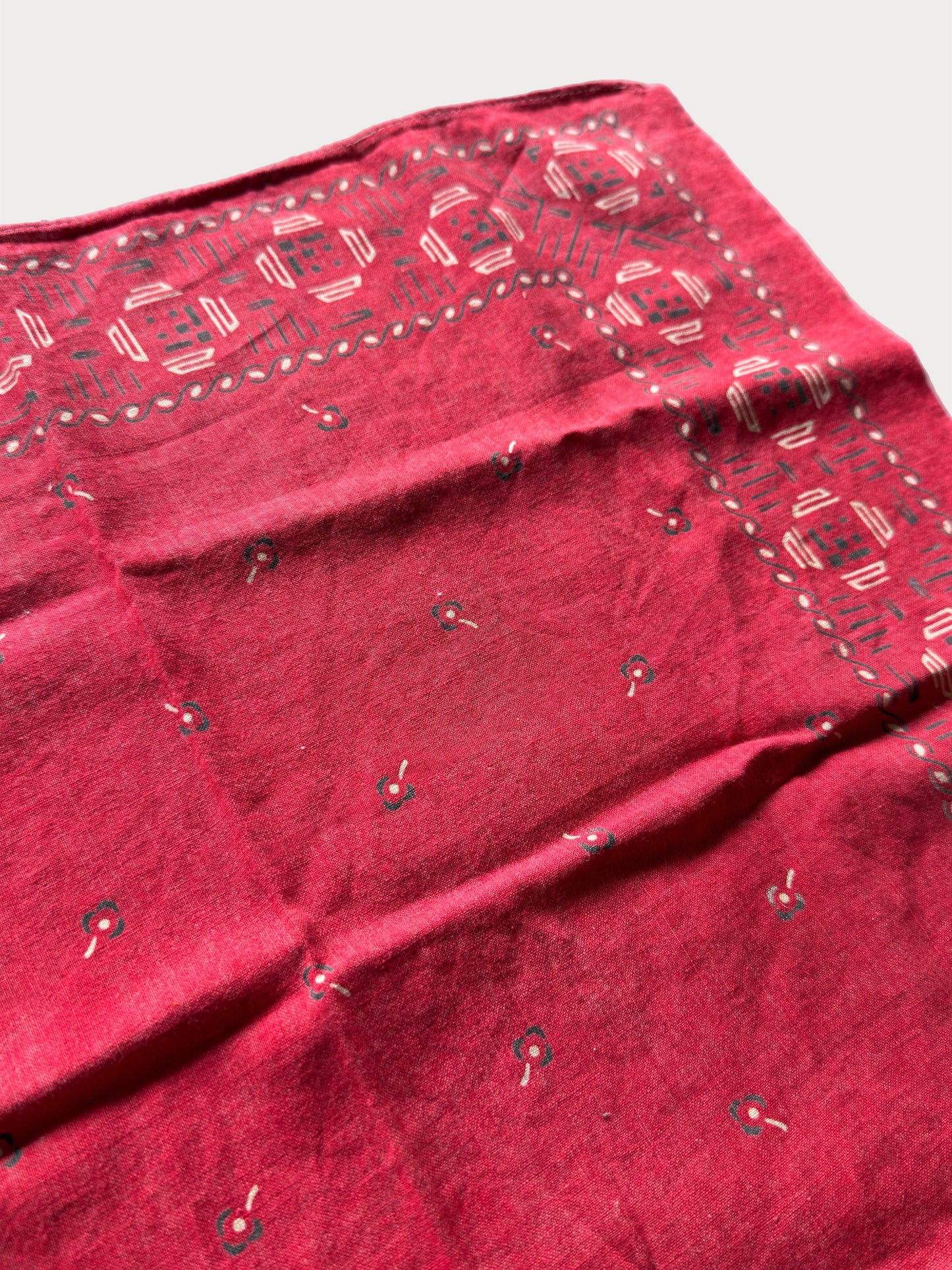 Antique Fast Color Camel Logo Turkey Red Double Selvedge Bandana
