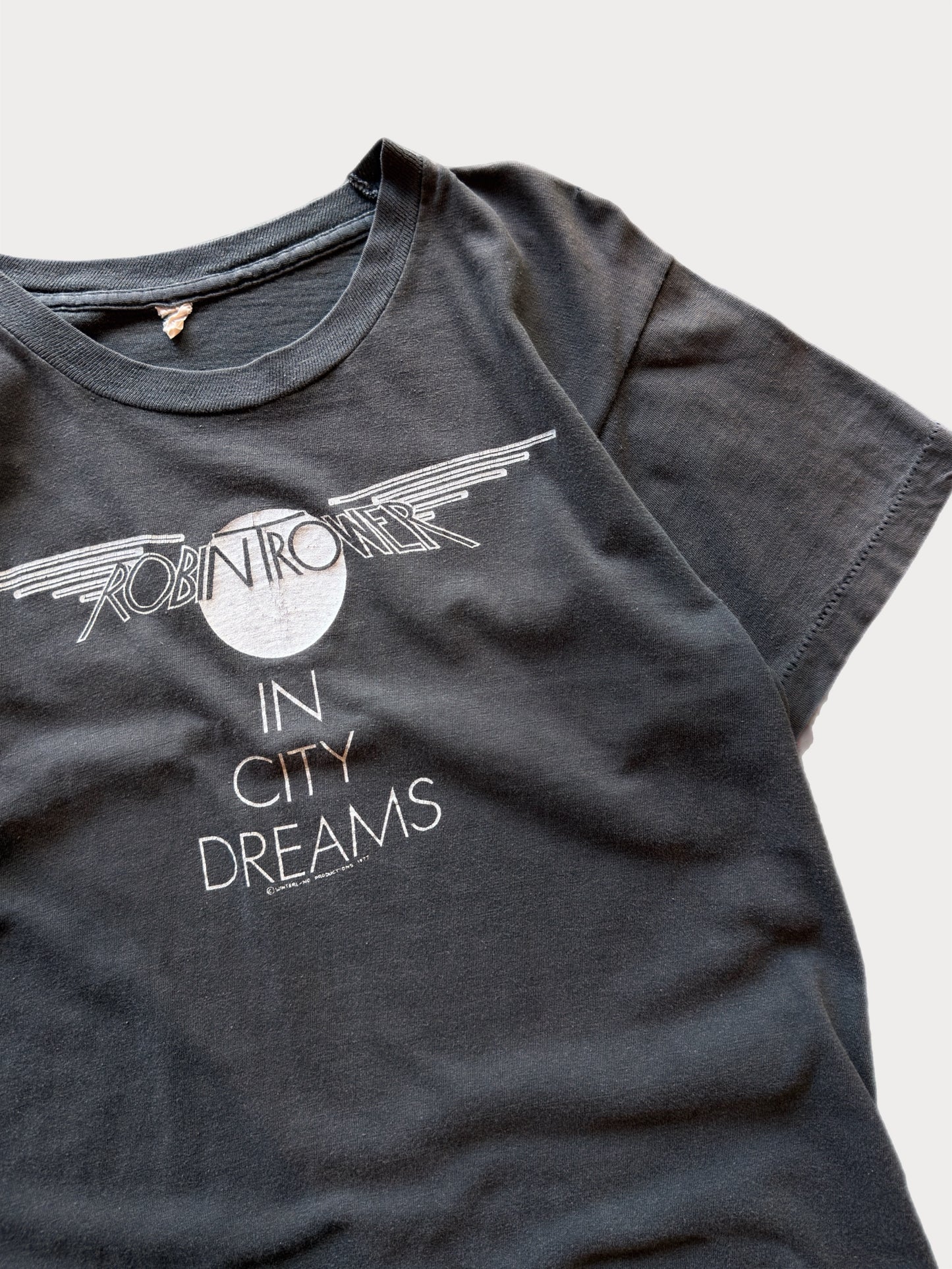 1977 Robin Trower In City Dreams tee