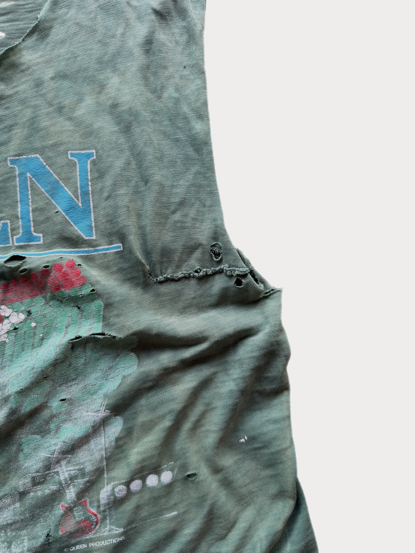 1980 Queen Distressed Tour tee